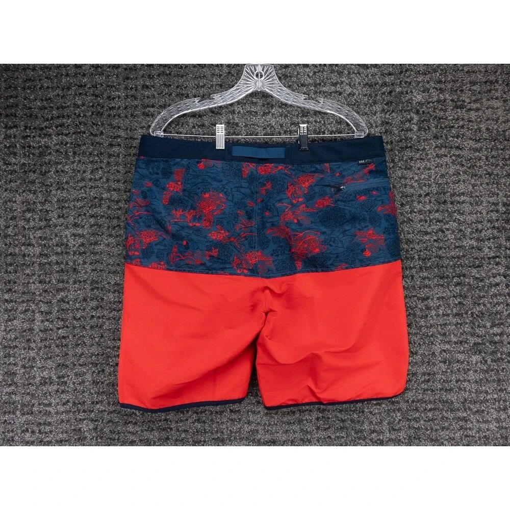 Helly Hansen Board Shorts Mens Large Blue Red Floral Print Belted Beach Surf